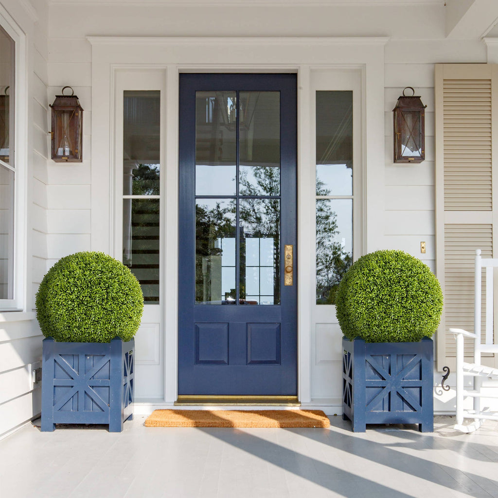 2 Pieces 20 Inches Artificial Sun-Protective Topiary Spheres for Patio Garden Front Door Balcony Backyard-M